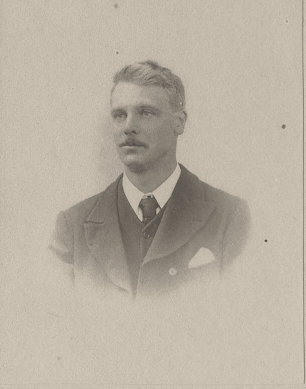 Retrato de Sydney L. Brunton